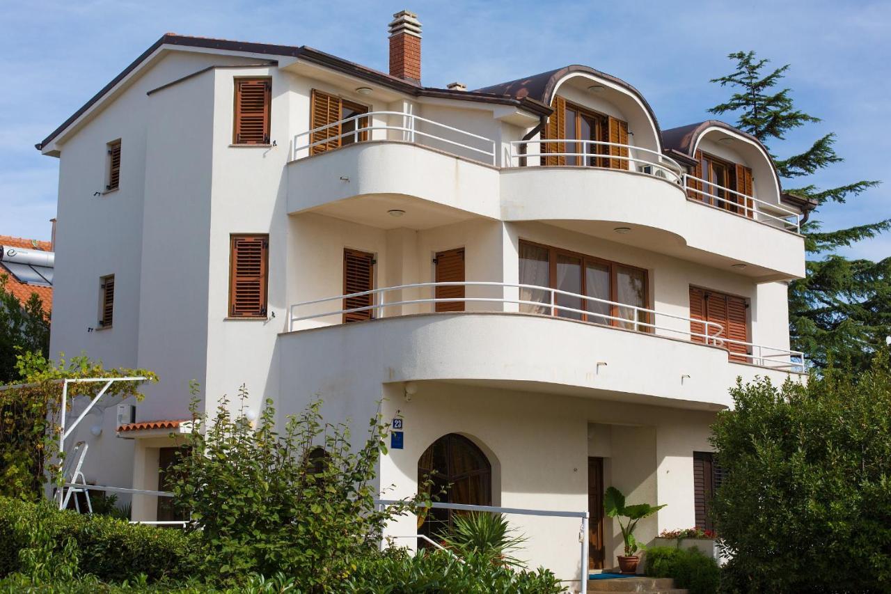 Apartman Vjekoslav Krk Town Exterior photo