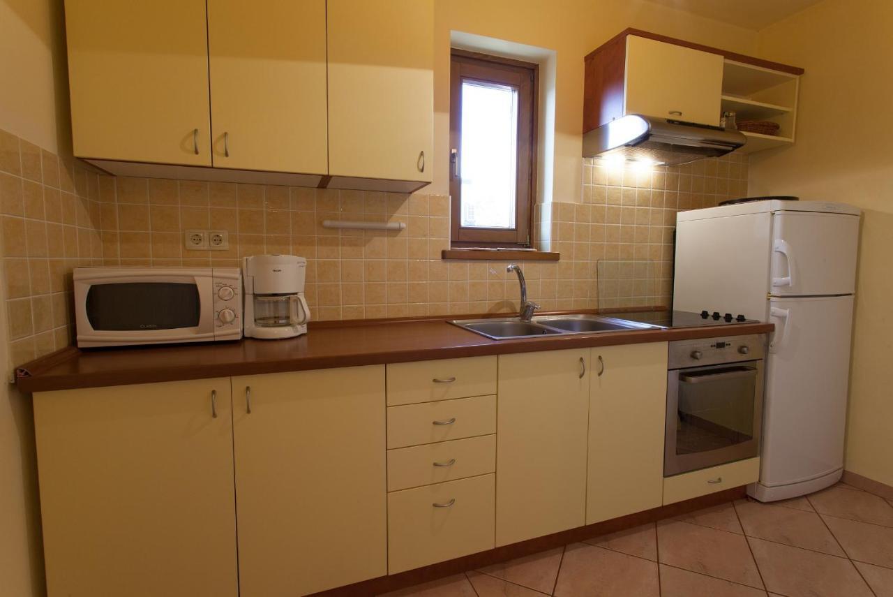 Apartman Vjekoslav Krk Town Exterior photo